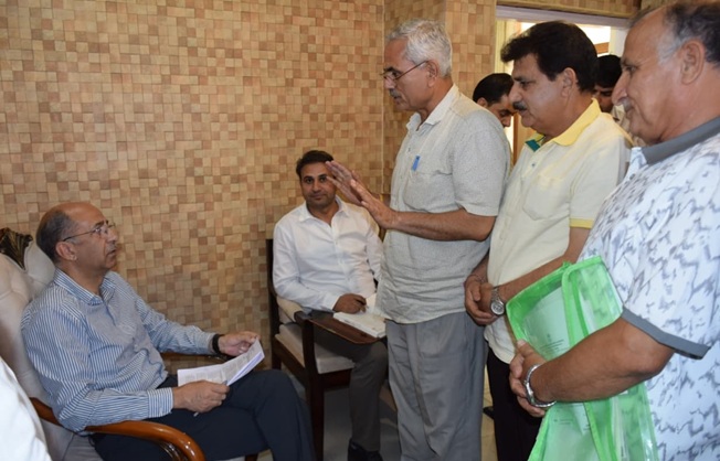 'Advisor Nasir Wani hears Jammu delegations'